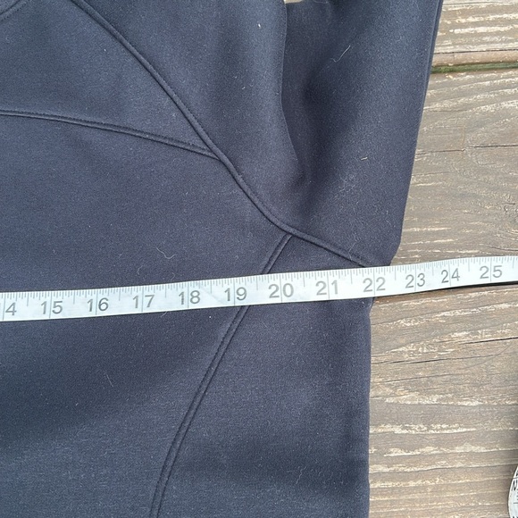 Under Armour Popover 3/4 Zip - Picture 9 of 11